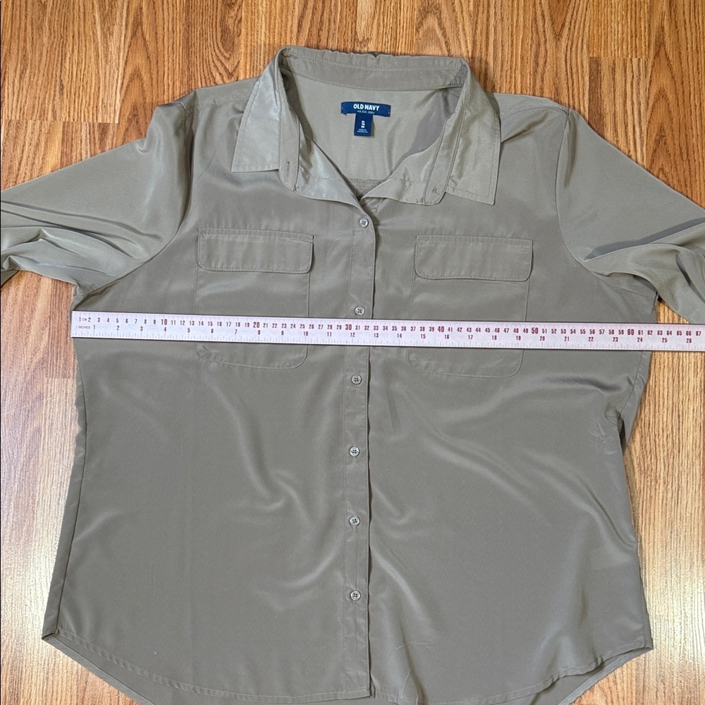 OLD NAVY Tan Button-Up Blouse - Picture 6 of 11